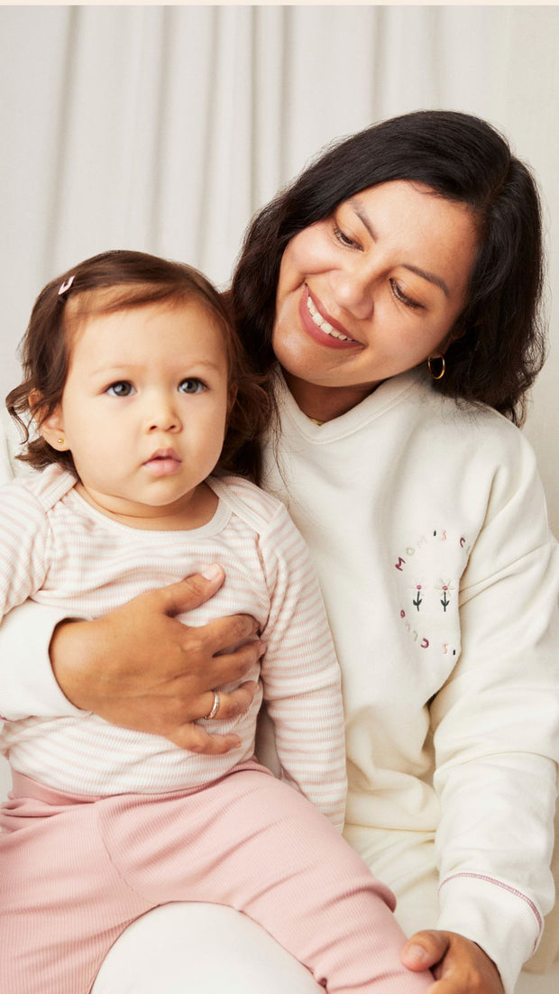 Polera Oversize Mamá Perla de algodón franelado