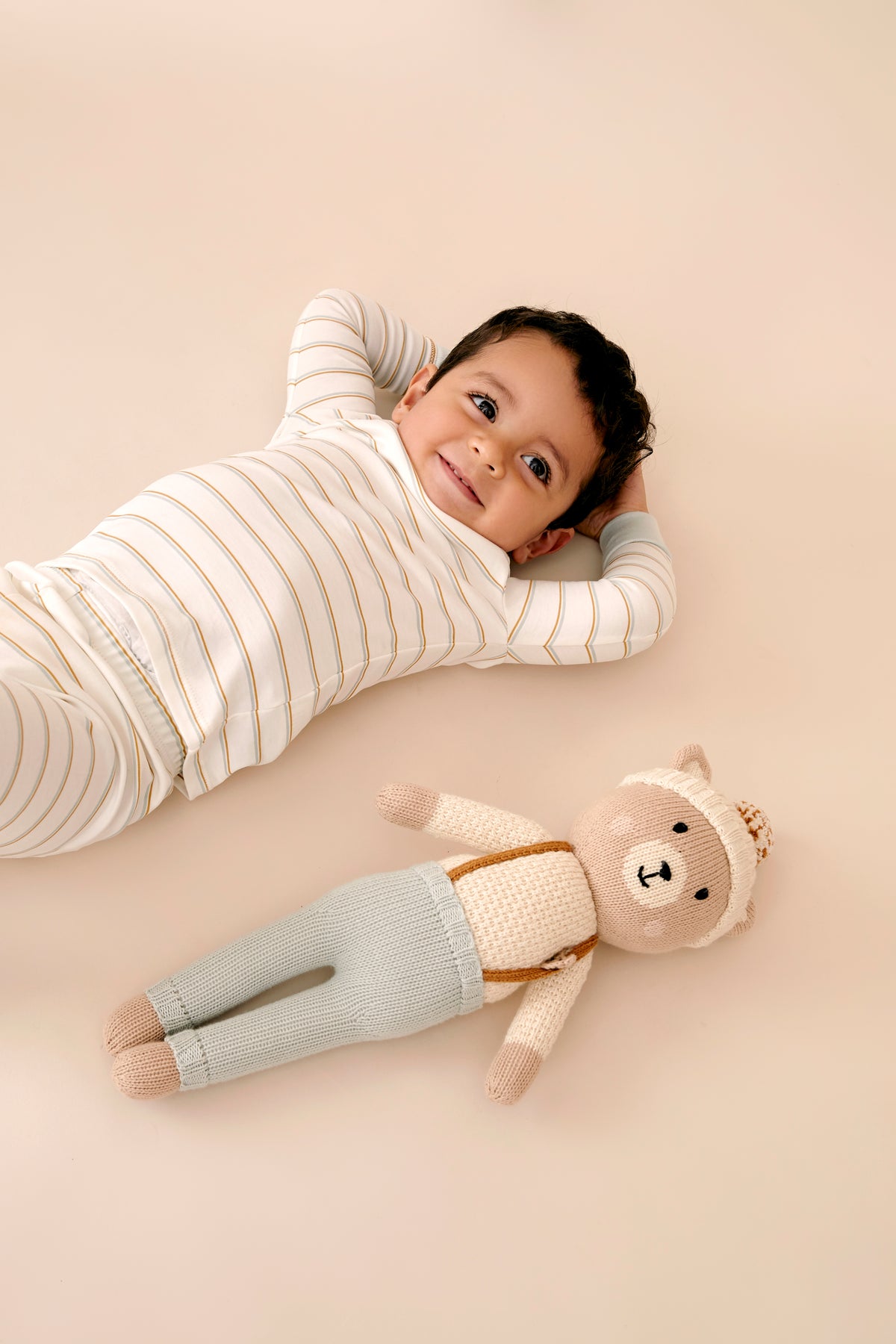 Arthur the bear 38cm light blue