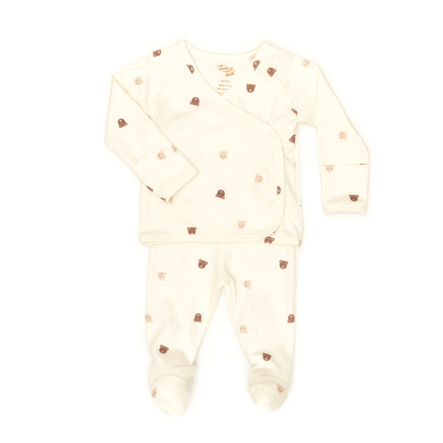 AJUAR KIMONO DE ALGODÓN PIMA + OSITO SONAJA + CAJITA DE REGALO