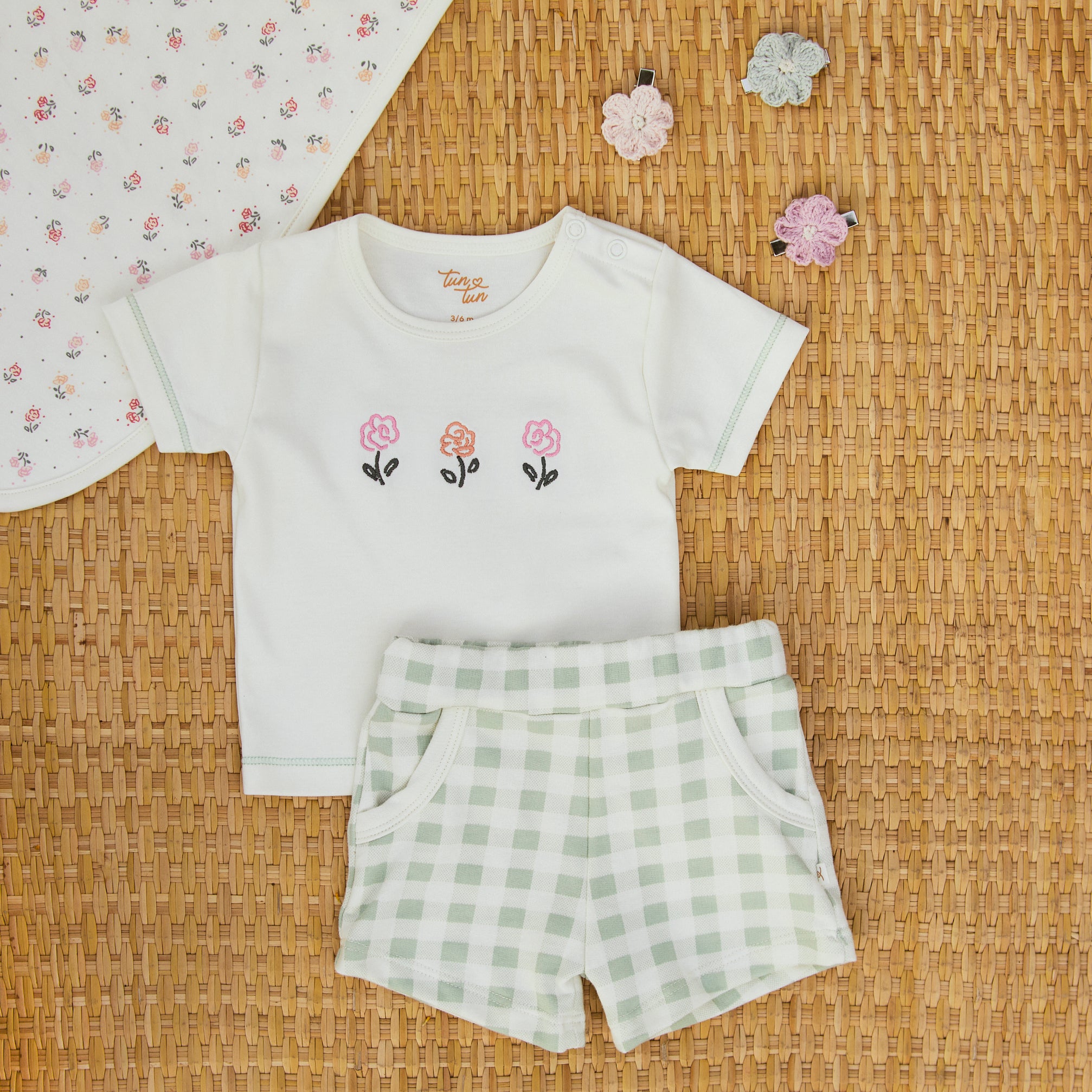 Conjunto 2PCS Tshirt  Perla de Algodón Pima + Short Cuadros Verde French Terry